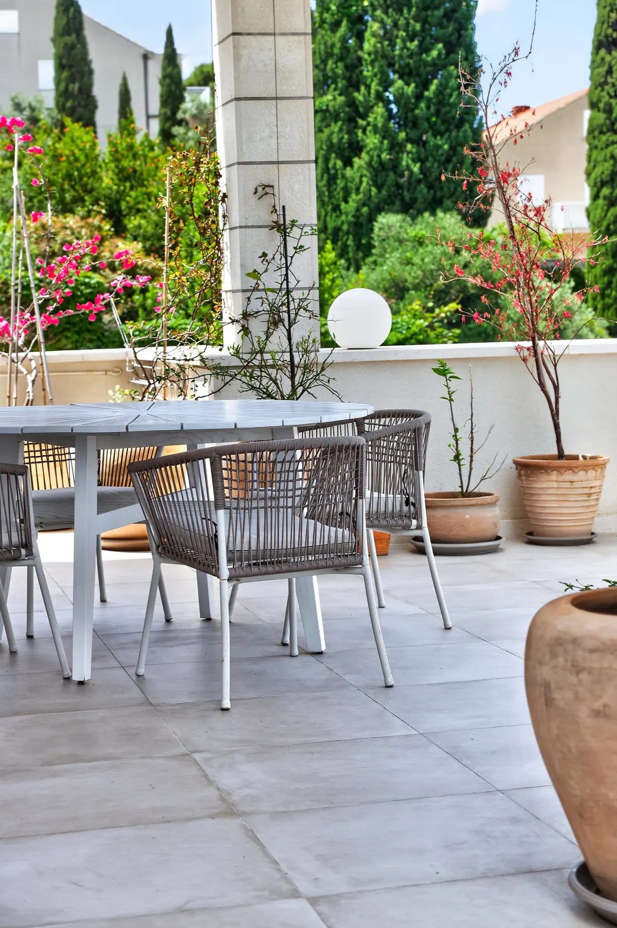 Terrace & jacuzzi