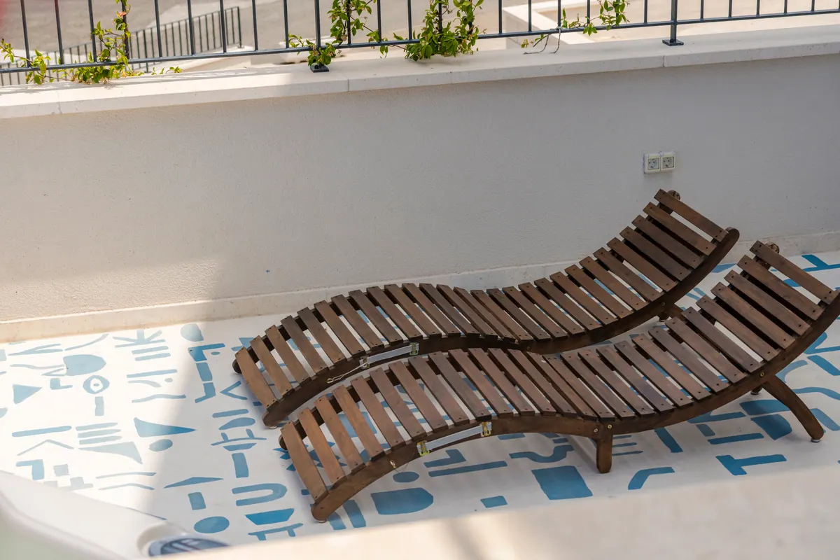 Terrace & jacuzzi